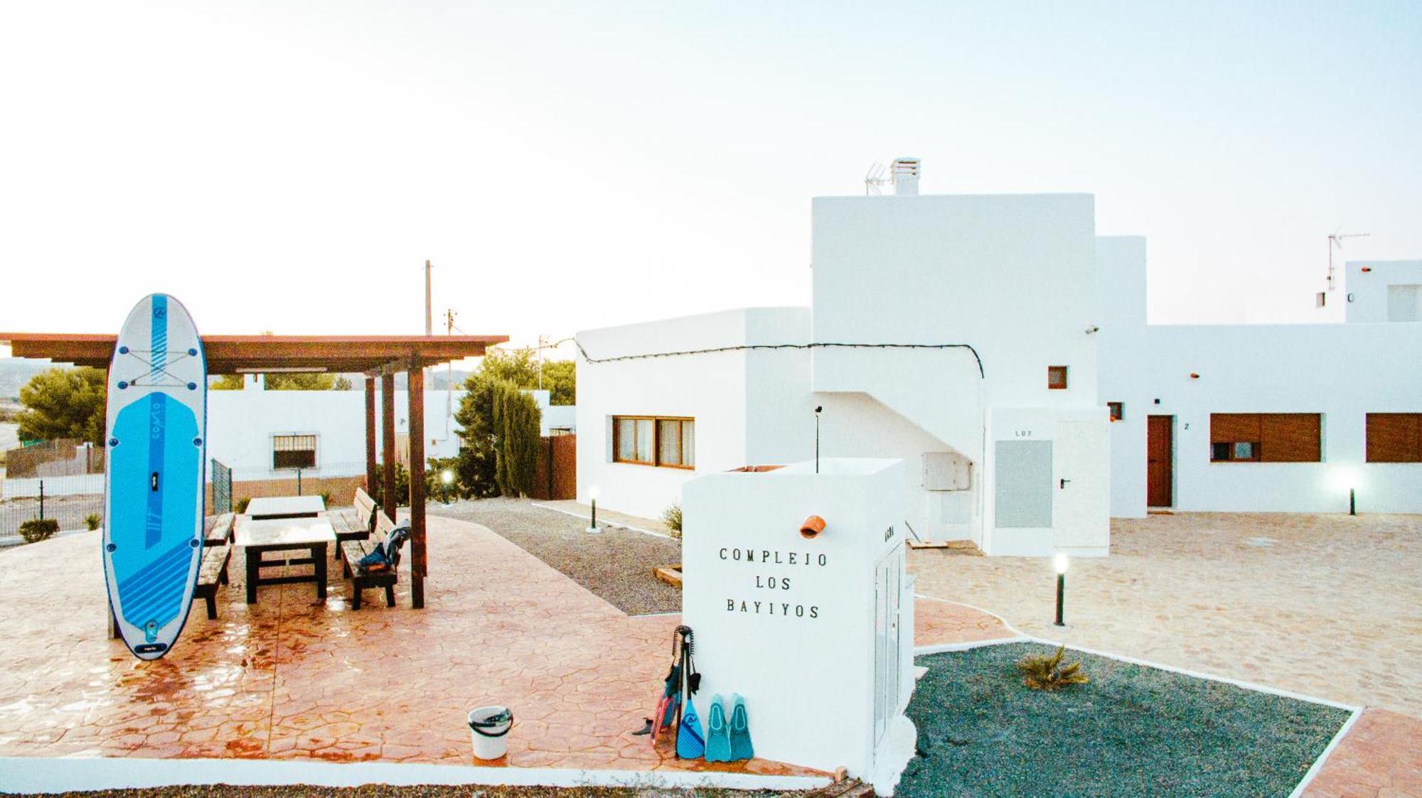 Complejo Turistico Los Bayiyos Agua Amarga  Esterno foto
