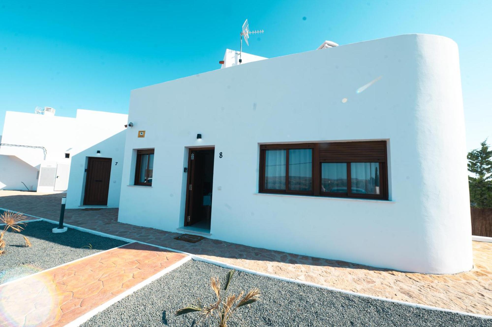 Complejo Turistico Los Bayiyos Agua Amarga  Esterno foto